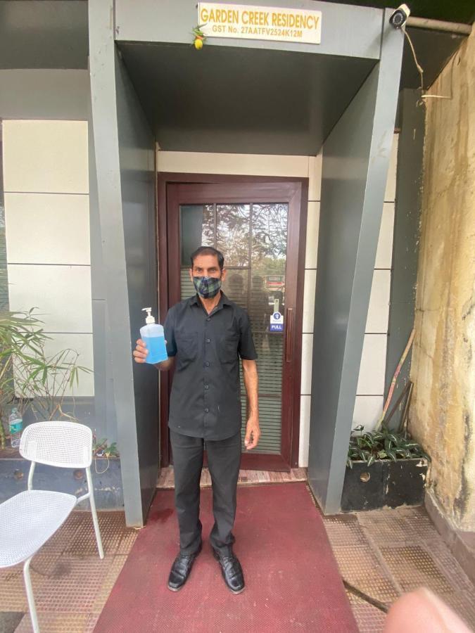 ホテル Garden Creek Residency - Near To Mumbai International Airport エクステリア 写真