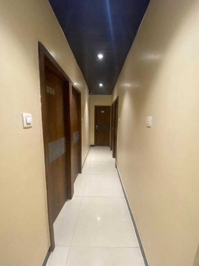 ホテル Garden Creek Residency - Near To Mumbai International Airport エクステリア 写真