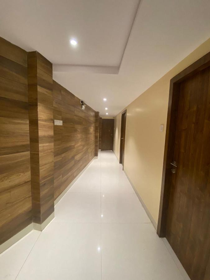 ホテル Garden Creek Residency - Near To Mumbai International Airport エクステリア 写真