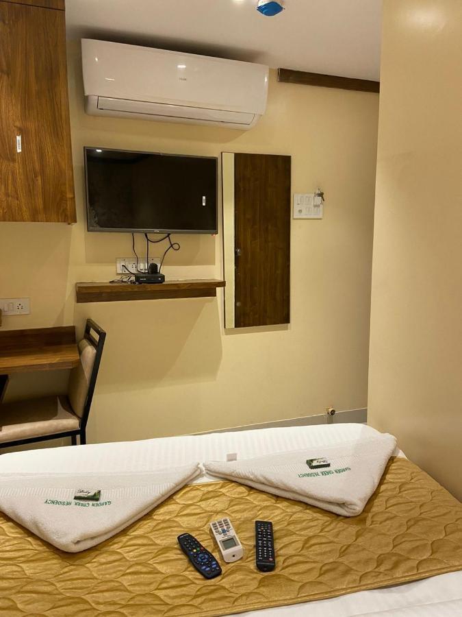 ホテル Garden Creek Residency - Near To Mumbai International Airport エクステリア 写真