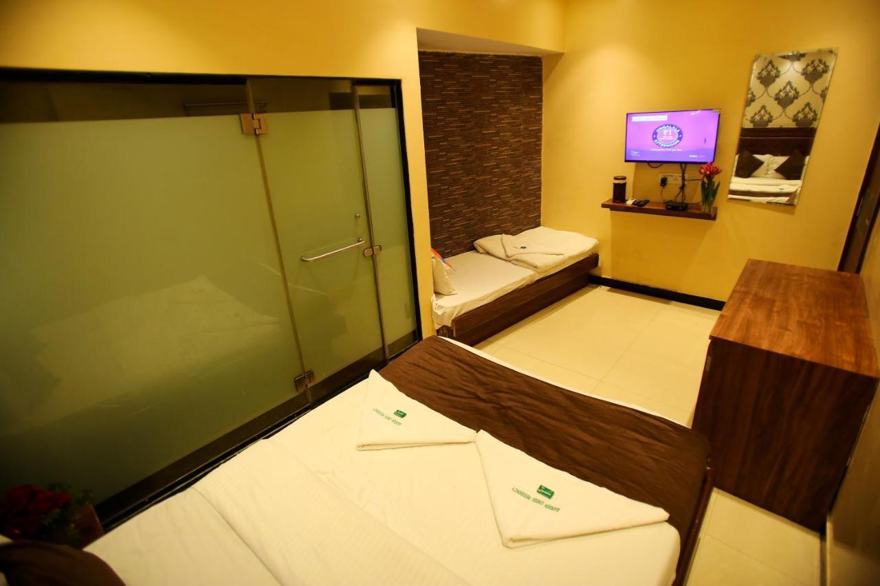 ホテル Garden Creek Residency - Near To Mumbai International Airport エクステリア 写真