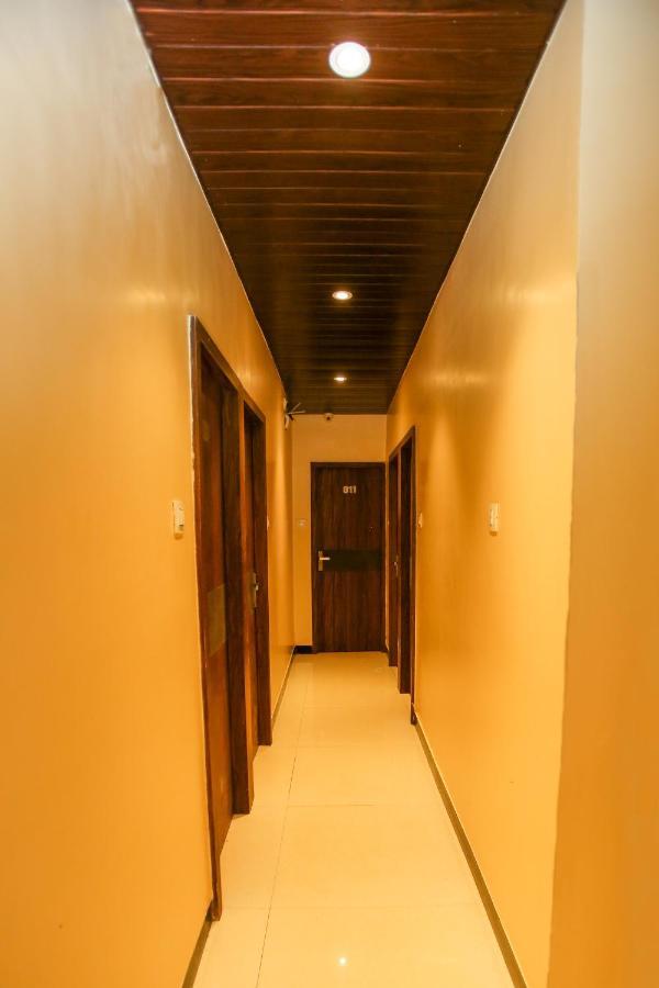 ホテル Garden Creek Residency - Near To Mumbai International Airport エクステリア 写真