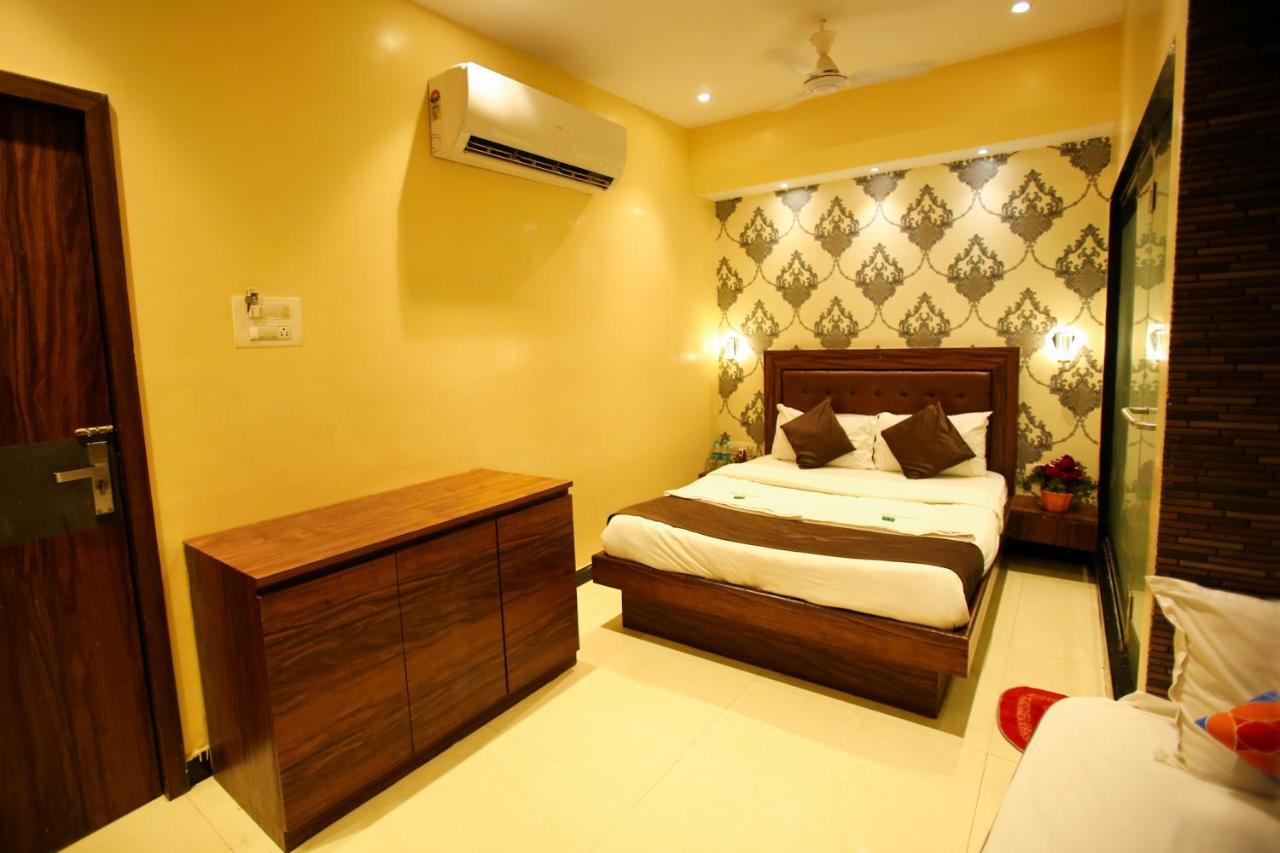 ホテル Garden Creek Residency - Near To Mumbai International Airport エクステリア 写真